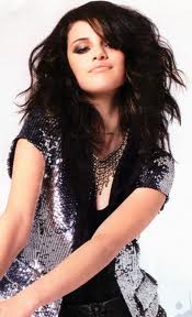selena 1.jpeg